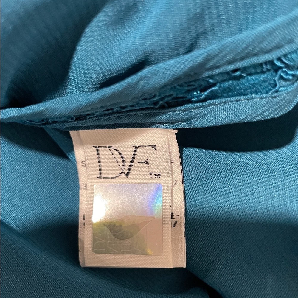 Diane Von Furstenberg Teal Lace Halter Blouse Size Large - Picture 7 of 8